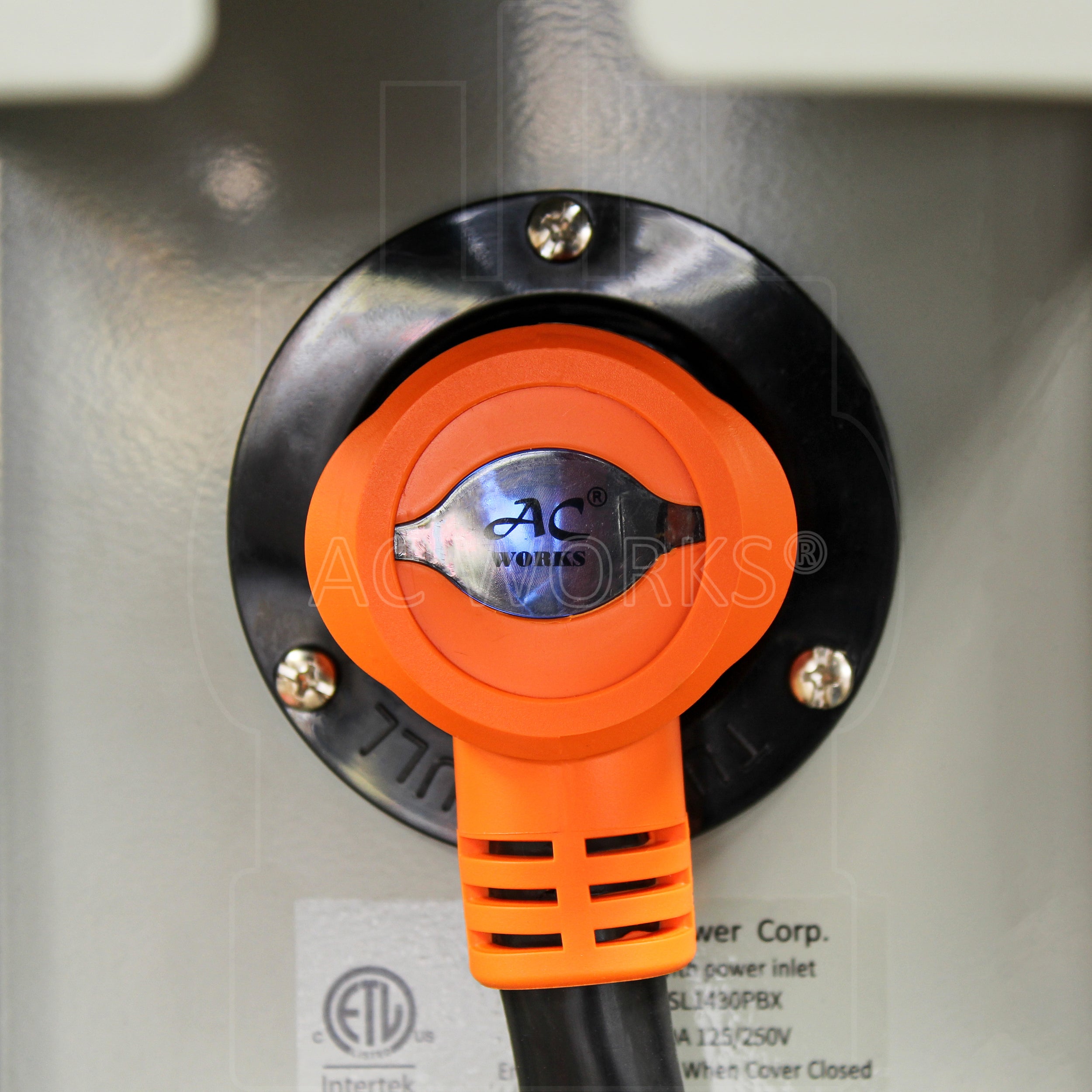 application of power indicator on elbow connector