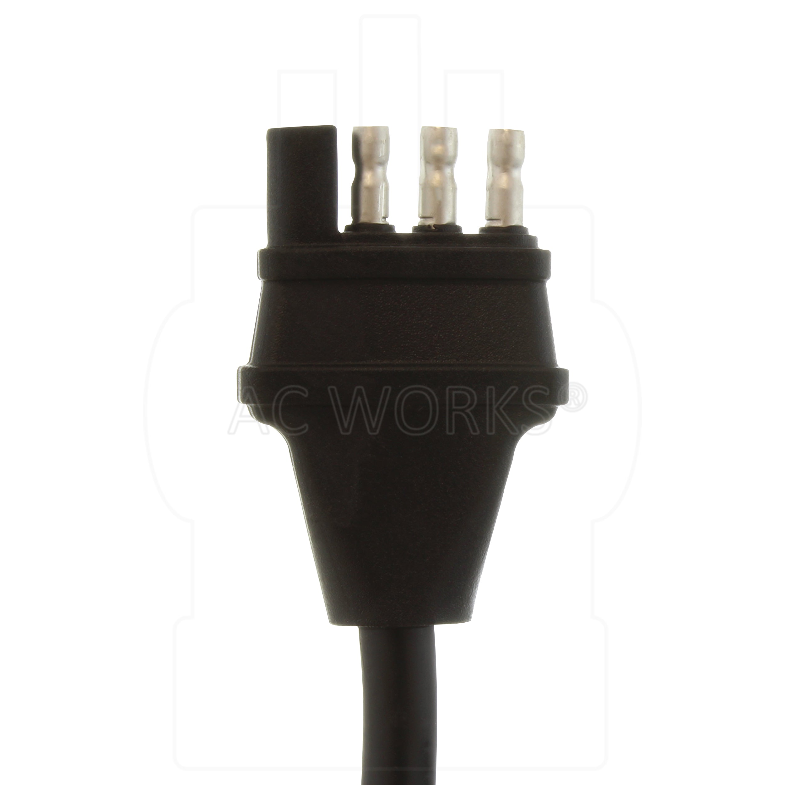 Side view of 4-prong plug